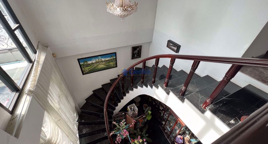 Haus zum Kauf mit 6 Zimmer in East Pattaya, Pattaya