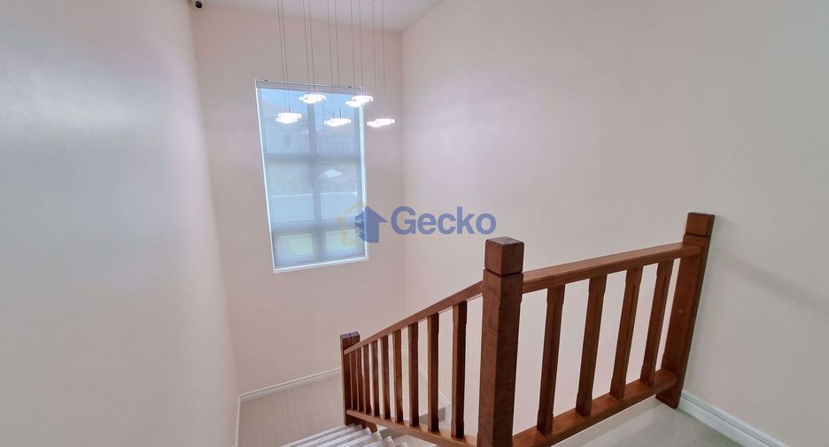 À vendre 7 chambres maison à East Pattaya, Pattaya