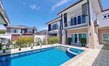 Haus zum Kauf mit 7 Zimmer in East Pattaya, Pattaya