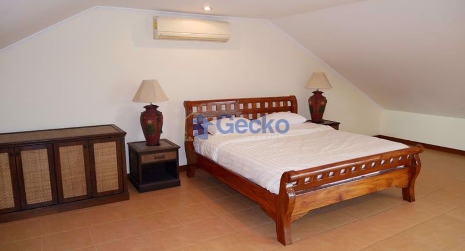 For sale 5 bedrooms house in East Pattaya, Pattaya