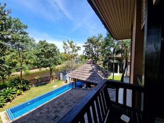 Casa en alquiler y en venta de 3 habitaciones en Bang Lamung, Chonburi