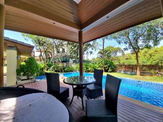 Casa en alquiler y en venta de 3 habitaciones en Bang Lamung, Chonburi