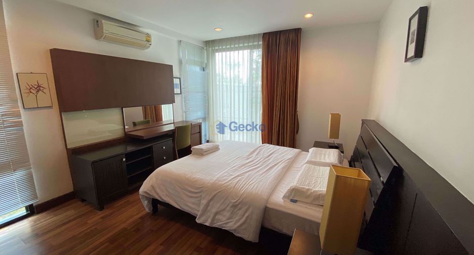 For rent and for sale 4 bedrooms house in East Pattaya, Pattaya