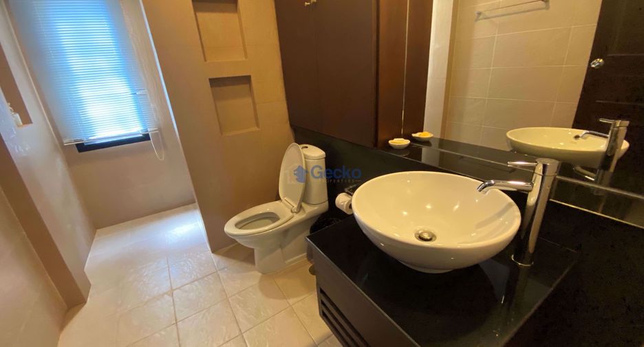 For rent and for sale 4 bedrooms house in East Pattaya, Pattaya