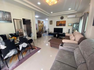 Casa en venta de 3 habitaciones en Bang Lamung, Chonburi
