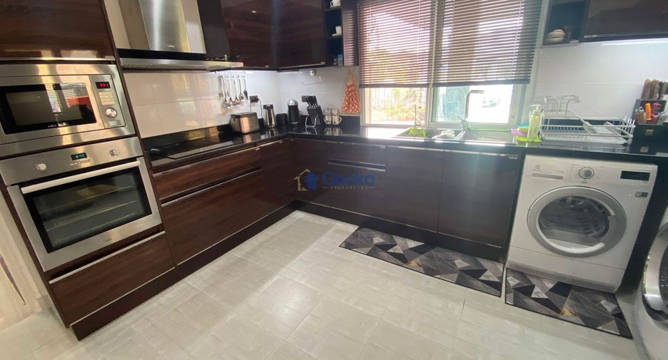 Haus zum Kauf mit 3 Zimmer in Bang Lamung, Chonburi