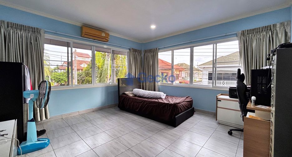 For sale 3 bedrooms house in East Pattaya, Pattaya
