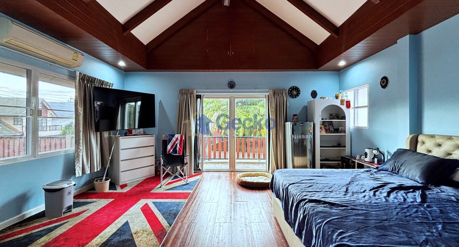 For sale 3 bedrooms house in East Pattaya, Pattaya