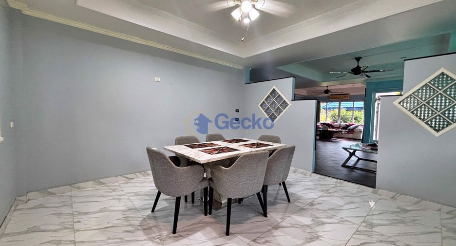 For sale 3 bedrooms house in East Pattaya, Pattaya