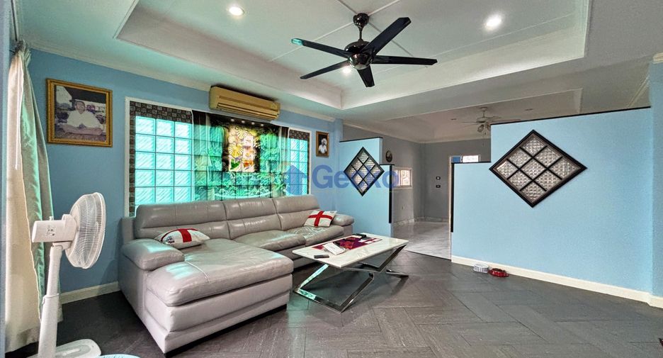 For sale 3 bedrooms house in East Pattaya, Pattaya