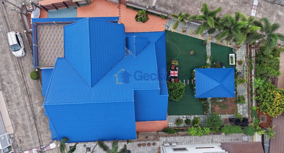 For sale 3 bedrooms house in East Pattaya, Pattaya