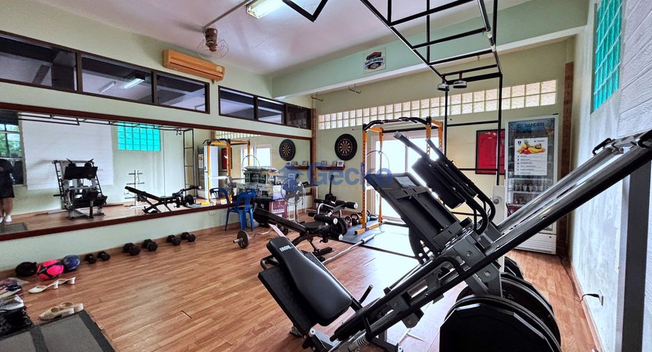 For sale 3 bedrooms house in East Pattaya, Pattaya