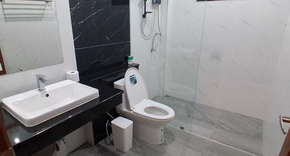 For rent 3 bedrooms villa in Mueang Krabi, Krabi