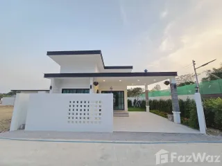 出售 3 卧室 独立屋 在 华欣, 班武里府