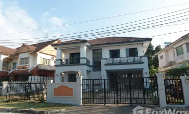 For rent 4 bedrooms house in Mueang Nonthaburi, Nonthaburi