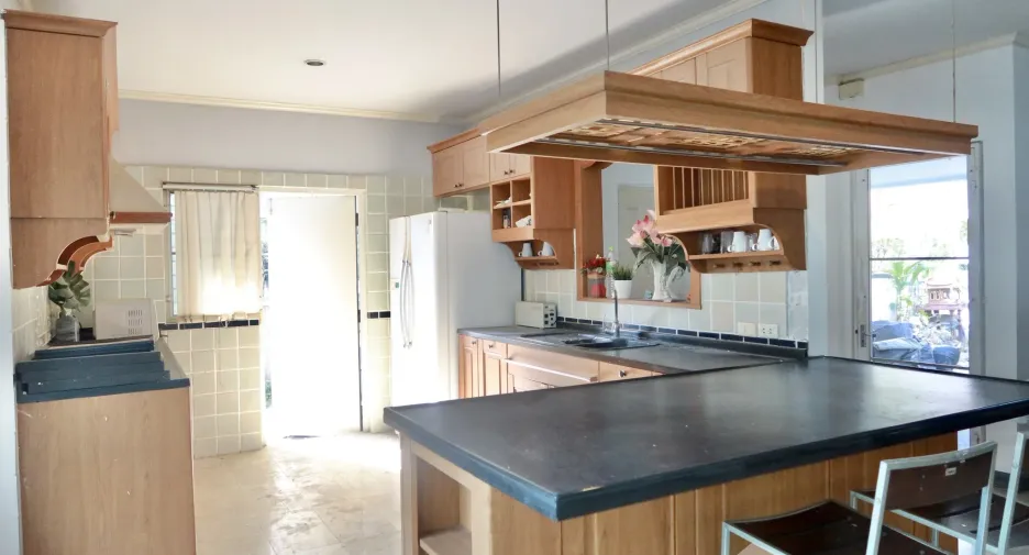 For rent 4 bedrooms house in Mueang Nonthaburi, Nonthaburi