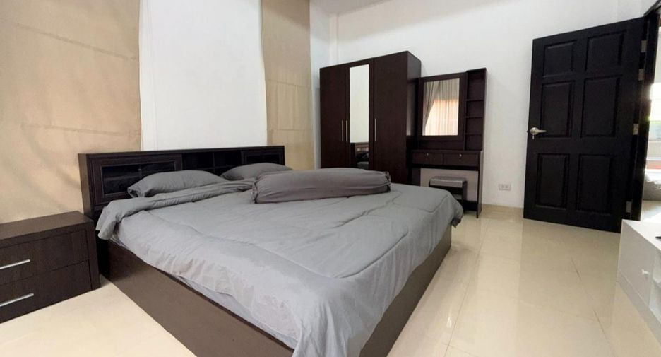 For sale 3 bedrooms house in Huay Yai, Pattaya