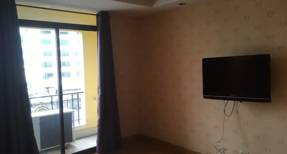 For sale 1 bed condo in Sathon, Bangkok