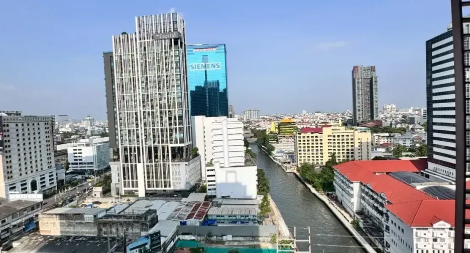 For sale 2 ベッドルーム condo in Watthana, Bangkok