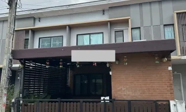 Reihenhaus zur Miete mit 3 Zimmer in Prawet, Bangkok