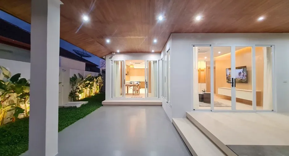 Villa en venta y en alquiler de 3 habitaciones en Thalang, Phuket