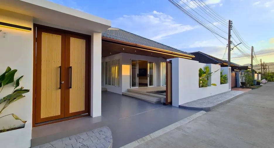 Villa en venta y en alquiler de 3 habitaciones en Thalang, Phuket