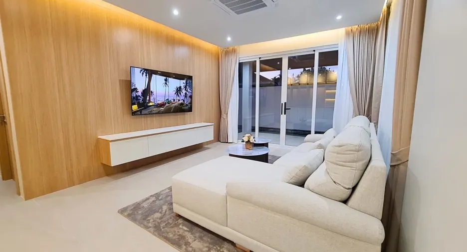 Villa en venta y en alquiler de 3 habitaciones en Thalang, Phuket