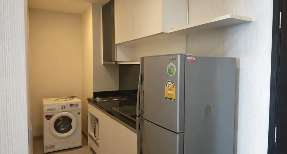 For rent 1 bed condo in Khlong Toei, Bangkok