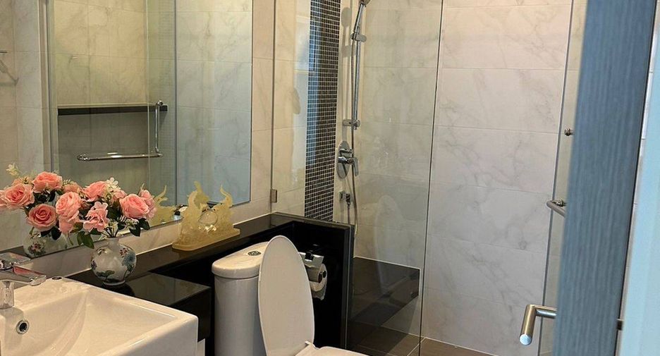 For sale 2 bedrooms condo in Yan Nawa, Bangkok