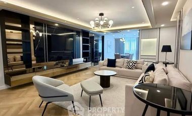 À louer et à vendre 4 chambres condo à Khlong Toei, Bangkok