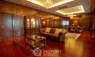 Wohnung zur Miete mit 3 Zimmer in Khlong Toei, Bangkok