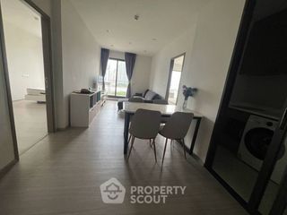 For rent 2 bedrooms condo in Huai Khwang, Bangkok