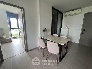 For rent 2 bedrooms condo in Huai Khwang, Bangkok