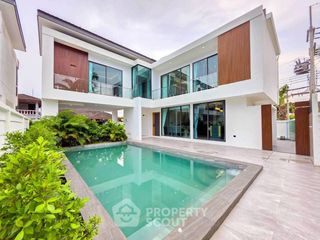 For sale 4 bedrooms villa in Bang Lamung, Chonburi