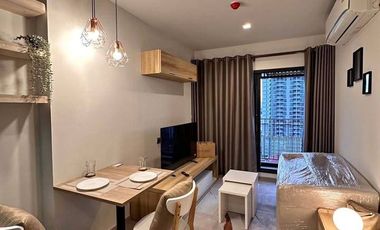 For sale 1 bed condo in Huai Khwang, Bangkok