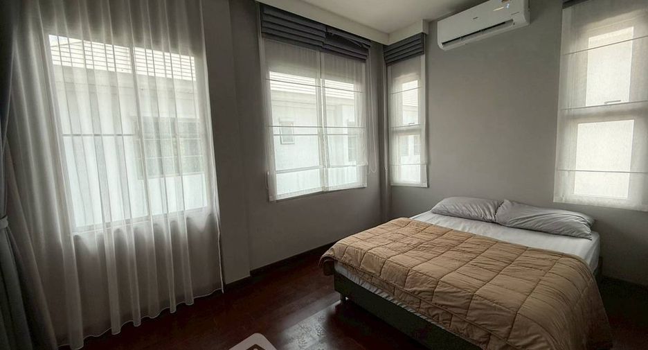 ขาย 4 ห้องนอน บ้านเดี่ยว ใน ลาดกระบัง, กรุงเทพฯ