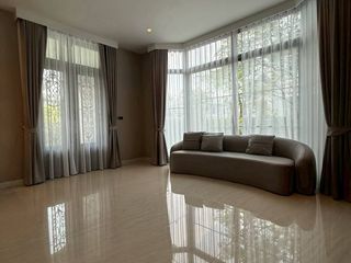 For sale 4 bedrooms house in Lat Krabang, Bangkok