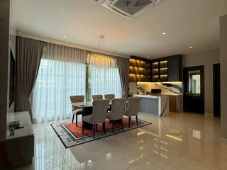 For sale 4 bedrooms house in Lat Krabang, Bangkok
