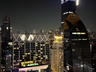 For rent 3 bedrooms condo in Pathum Wan, Bangkok