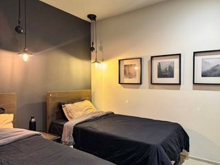 For rent 3 bedrooms condo in Pathum Wan, Bangkok