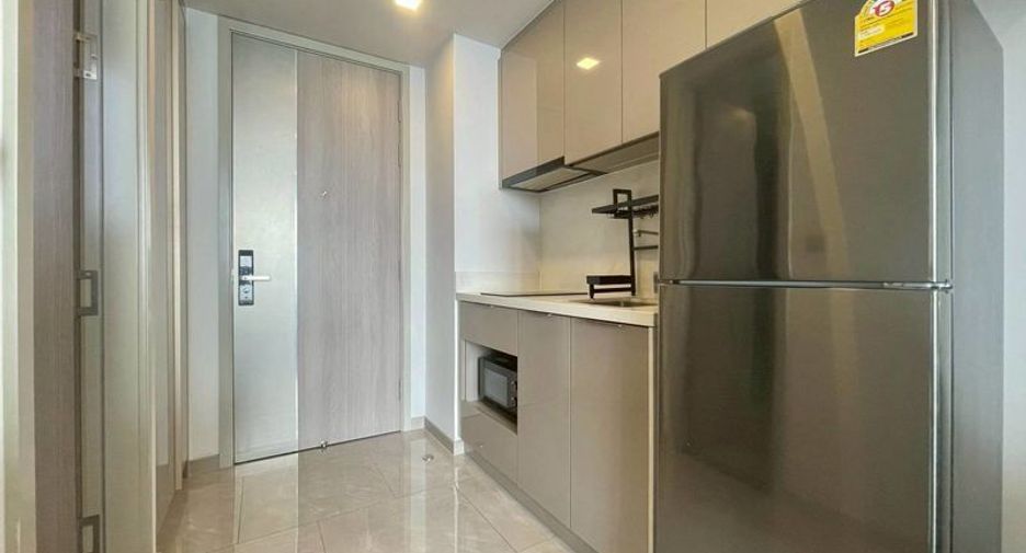 For rent studio condo in Huai Khwang, Bangkok