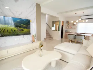 Casa en alquiler de 4 habitaciones en Bang Phli, Samut Prakan