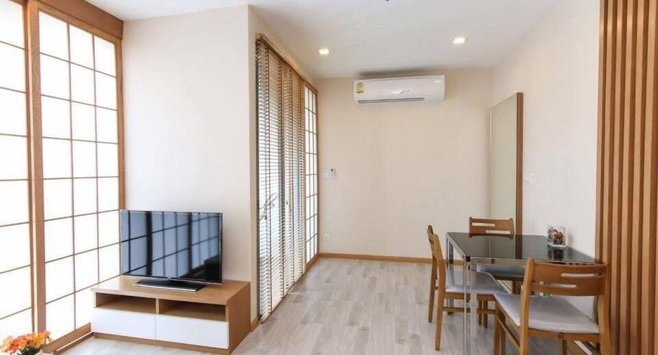 For sale 2 bedrooms condo in Phra Khanong, Bangkok