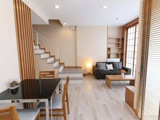 Condo en venta de 2 habitaciones en Phra Khanong, Bangkok