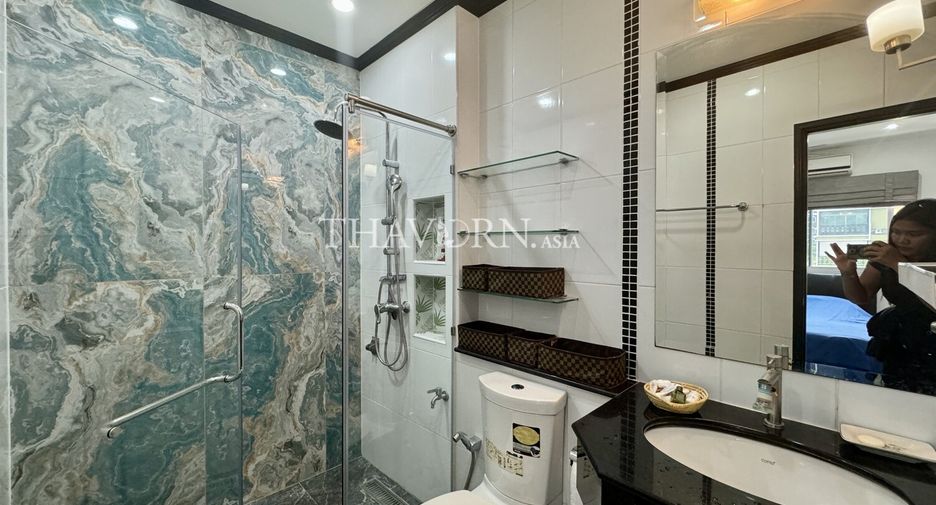 For sale 1 bed condo in Pratumnak, Pattaya