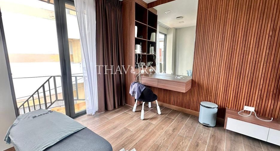 For sale 4 bedrooms house in South Pattaya, Pattaya