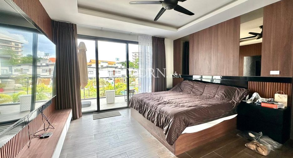 For sale 4 bedrooms house in South Pattaya, Pattaya