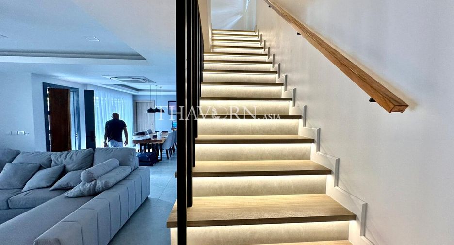 For sale 4 bedrooms house in South Pattaya, Pattaya
