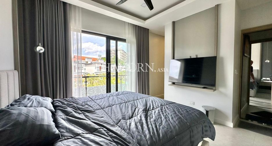 For sale 4 bedrooms house in South Pattaya, Pattaya