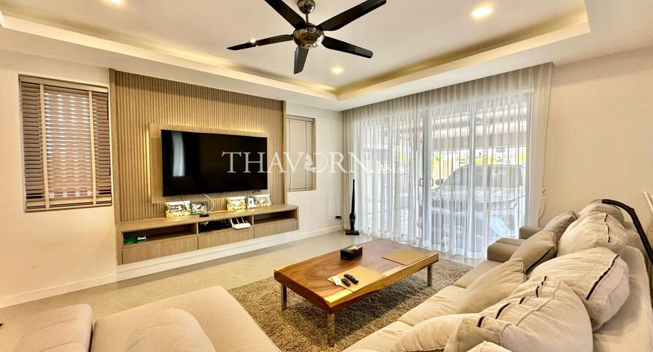 For sale 4 bedrooms house in South Pattaya, Pattaya